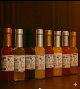 Colección de vinos de frutas Juarez: jamaica, pera, litchi y más